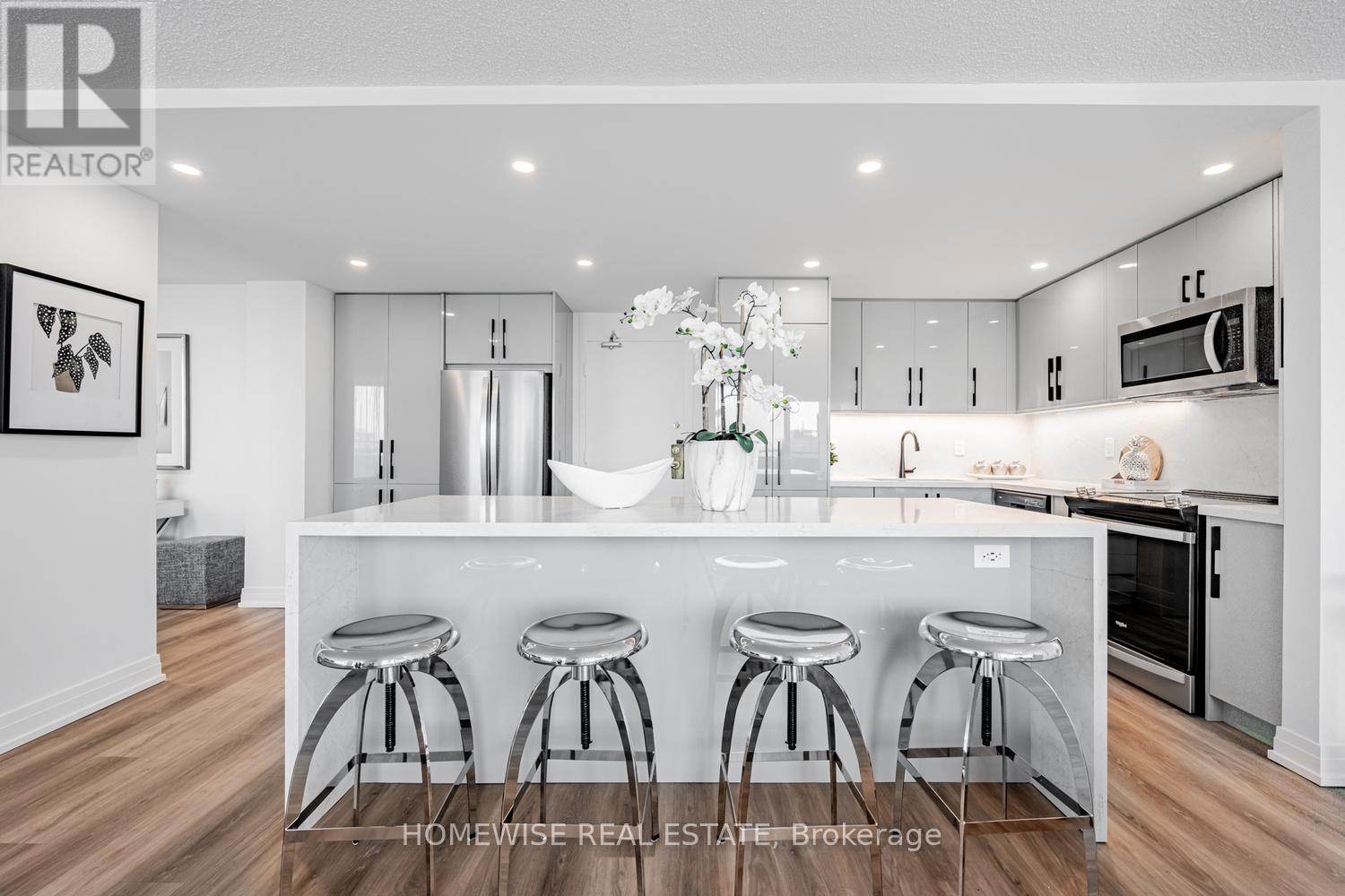 Ph2903 - 7 Jackes Avenue, Toronto (Rosedale-Moore Park), Ontario  M4T 1E3 - Photo 3 - C12911514