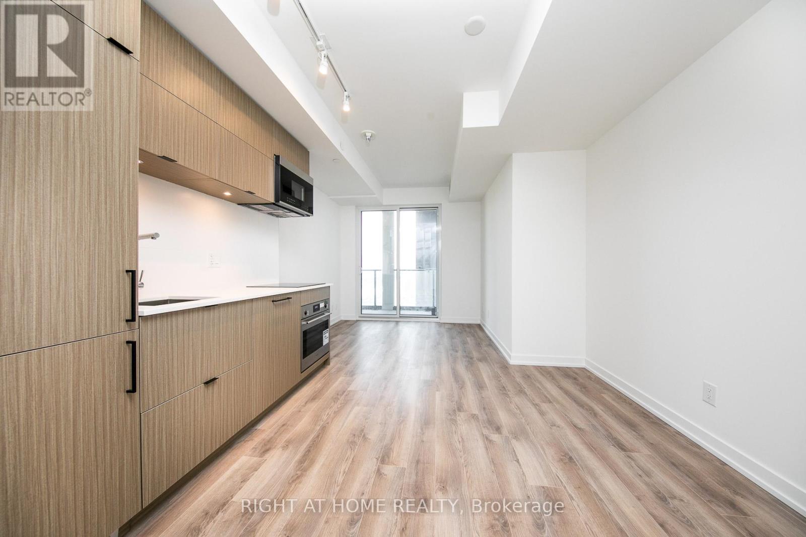 1819 - 20 Edward Street, Toronto (Bay Street Corridor), Ontario  M5G 0C5 - Photo 2 - C12911534