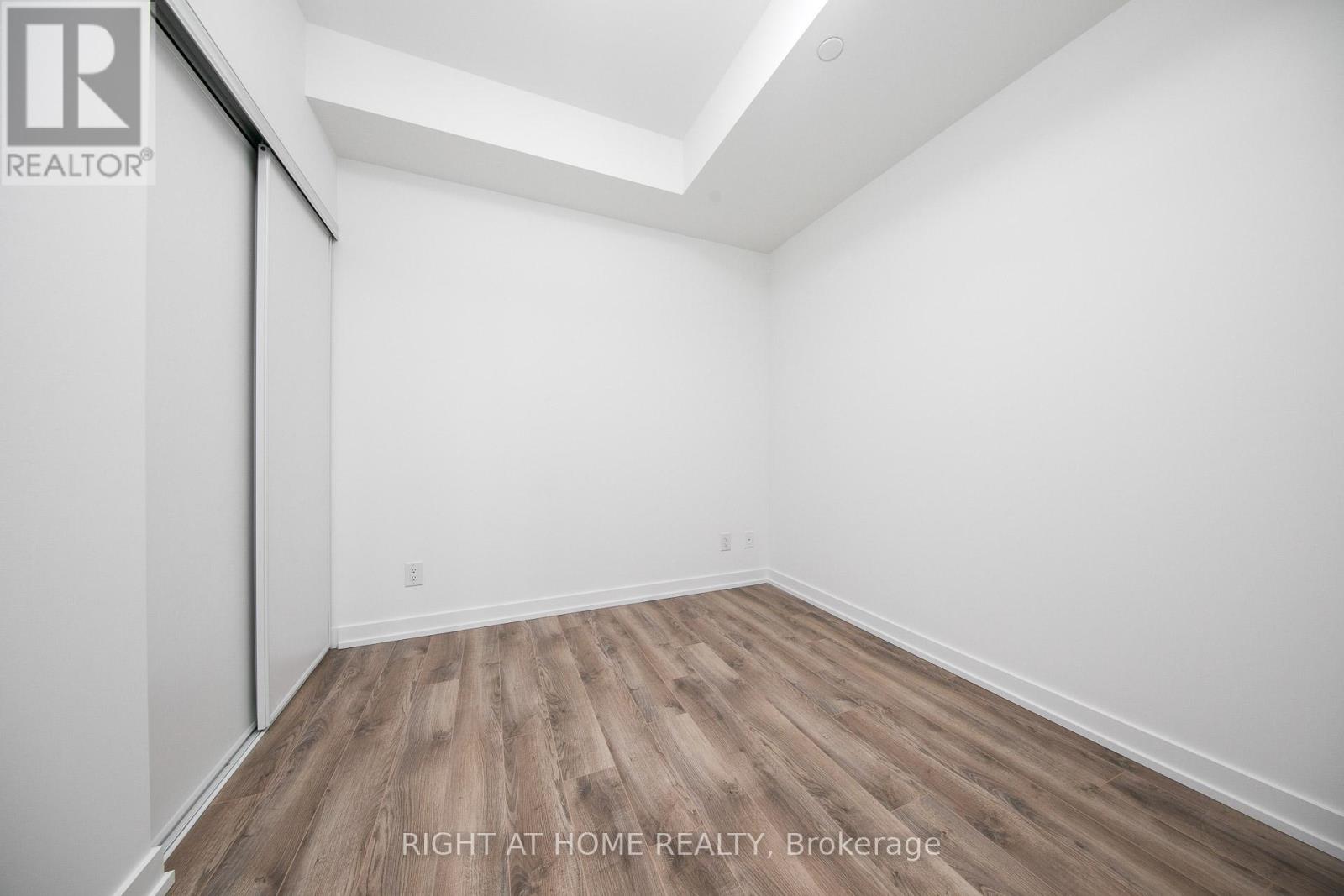 1819 - 20 Edward Street, Toronto (Bay Street Corridor), Ontario  M5G 0C5 - Photo 6 - C12911534