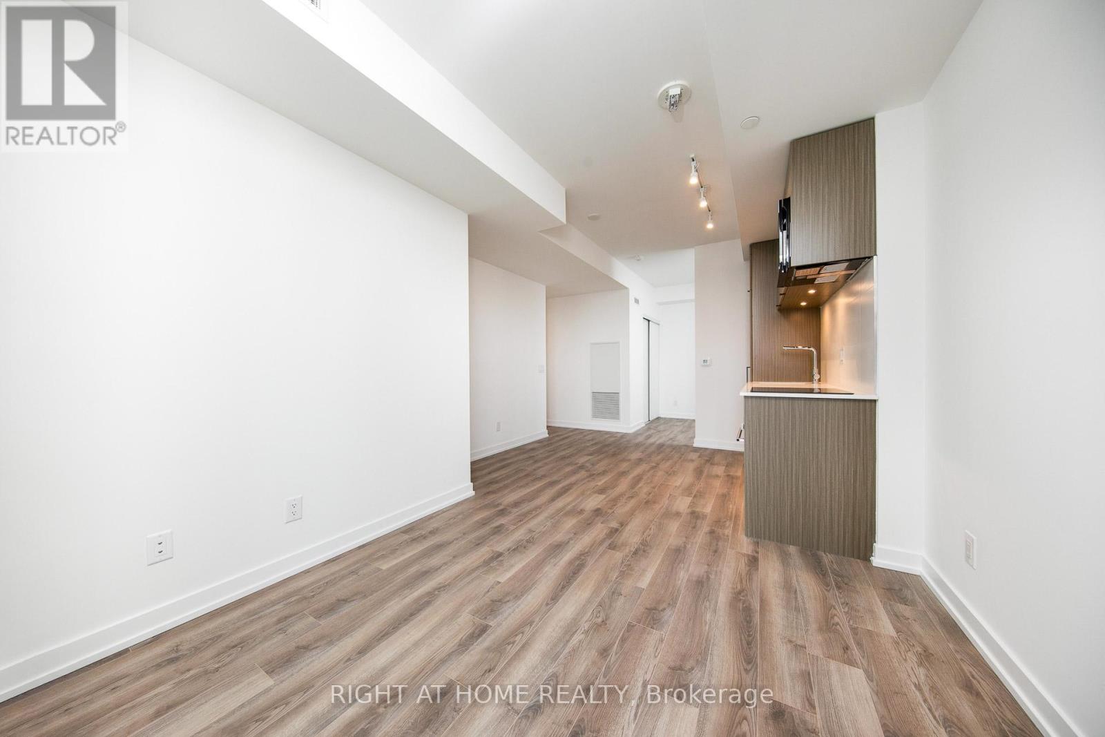 1819 - 20 Edward Street, Toronto (Bay Street Corridor), Ontario  M5G 0C5 - Photo 9 - C12911534