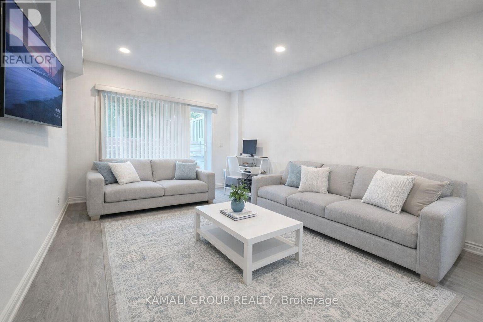 Bsmt - 236 Mckee Avenue, Toronto (Willowdale East), Ontario  M2N 4E1 - Photo 2 - C12911542