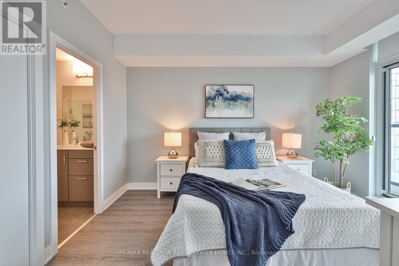 1202 - 1486 Bathurst Street, Toronto (Humewood-Cedarvale), Ontario  M5P 3G9 - Photo 13 - C12911546