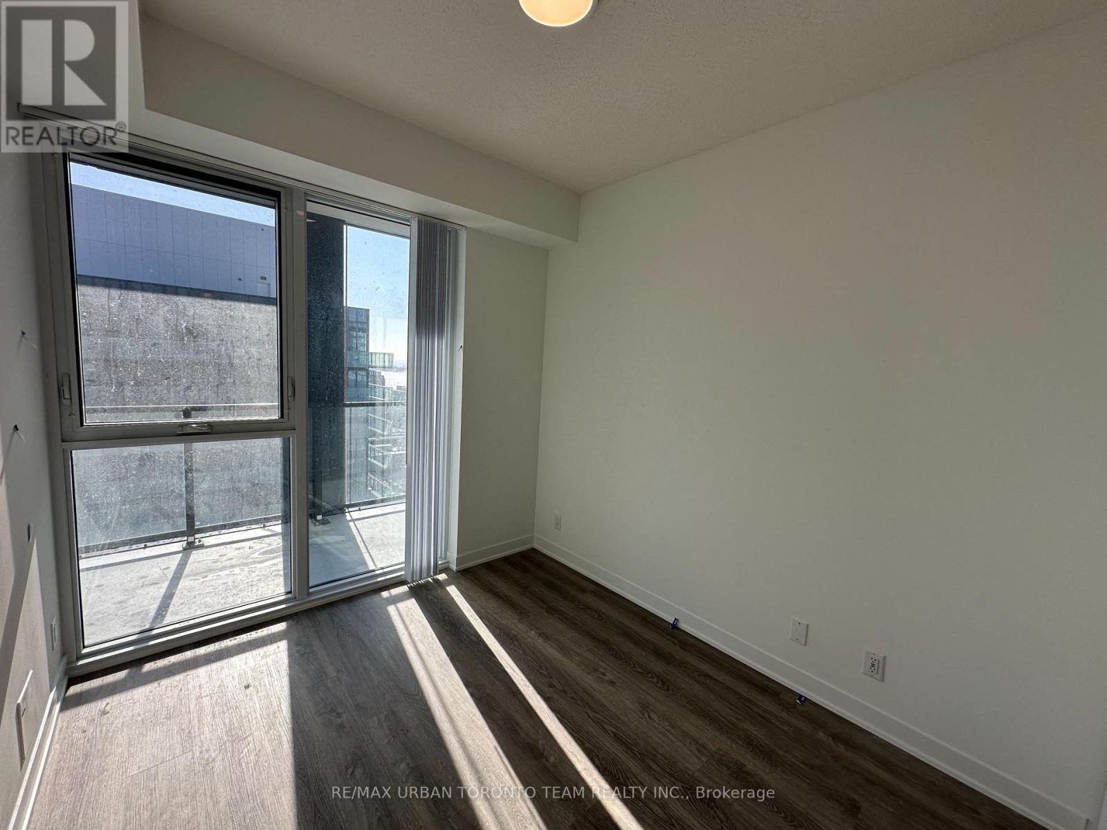 3508 - 180 Front Street E, Toronto (Moss Park), Ontario  M5A 0K9 - Photo 7 - C12911572