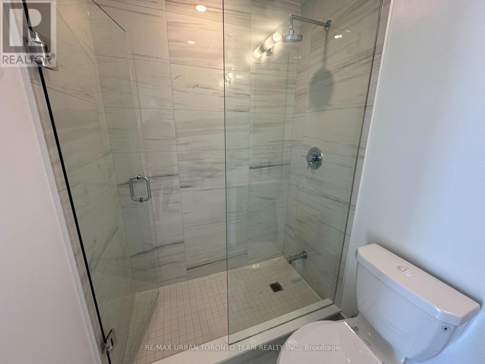 3508 - 180 Front Street E, Toronto (Moss Park), Ontario  M5A 0K9 - Photo 9 - C12911572