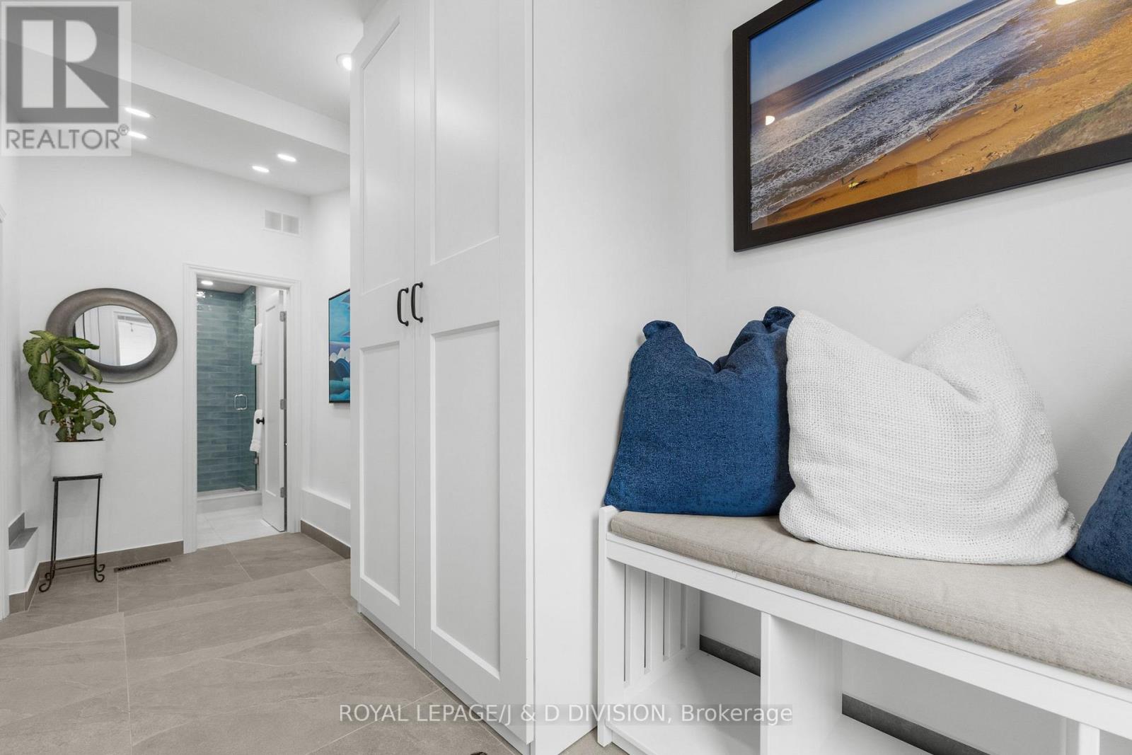 28 Argyle Street, Toronto, Ontario  M6J 1N4 - Photo 14 - C12911608