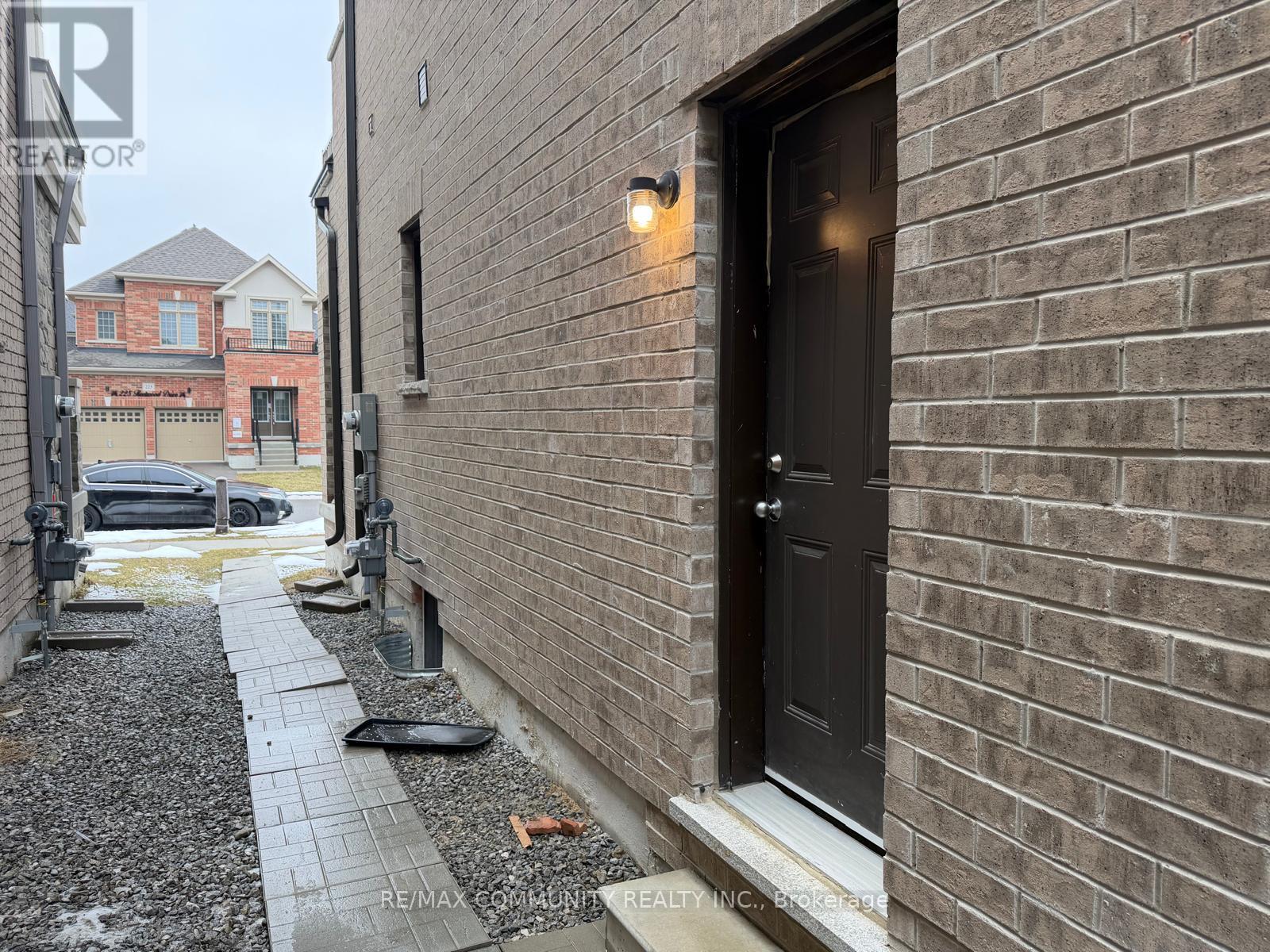 Bsmt - 224 Fleetwood Drive, Oshawa (Eastdale), Ontario  L1K 3E7 - Photo 24 - E12911412