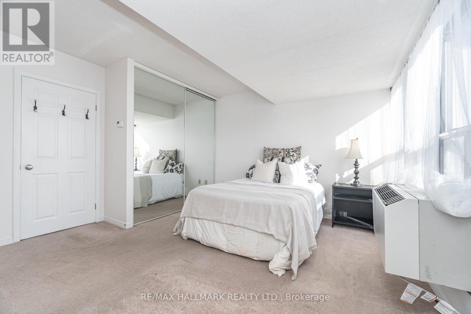 #10 - 2112 Queen Street E, Toronto (The Beaches), Ontario  M4E 1E2 - Photo 14 - E12911476