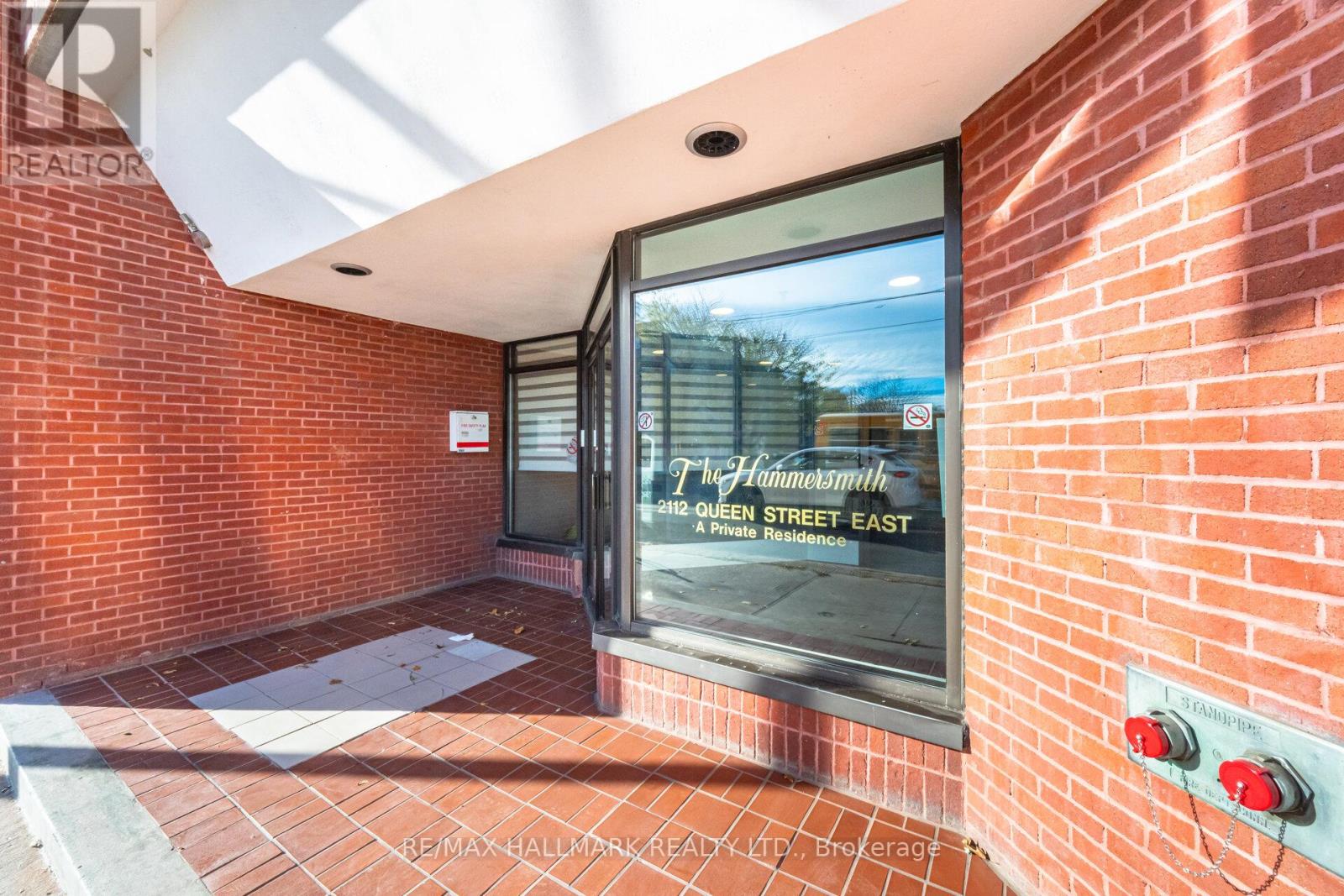 #10 - 2112 Queen Street E, Toronto (The Beaches), Ontario  M4E 1E2 - Photo 30 - E12911476