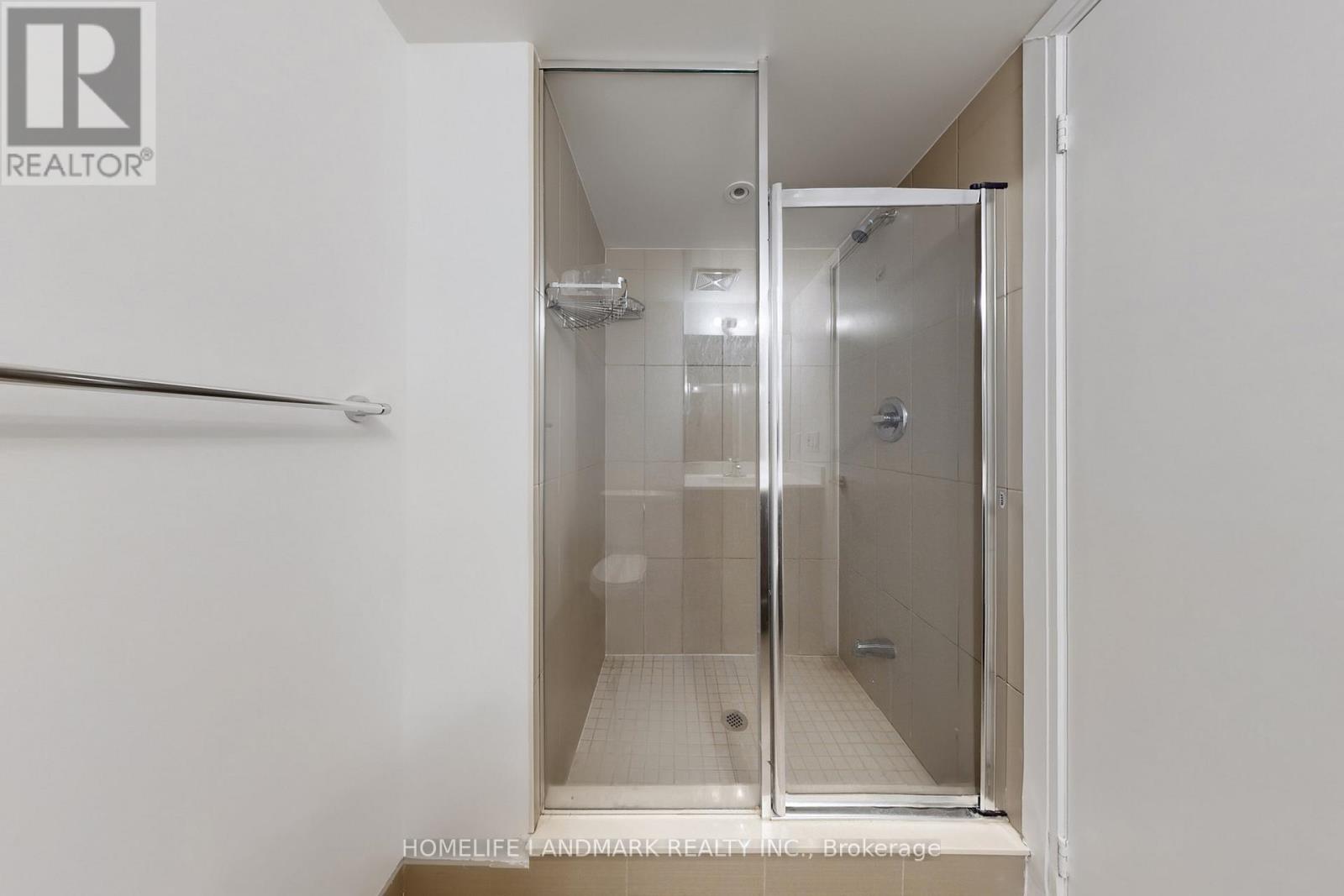 2106 - 255 Village Green Square, Toronto (Agincourt South-Malvern West), Ontario  M1S 0L3 - Photo 24 - E12911490