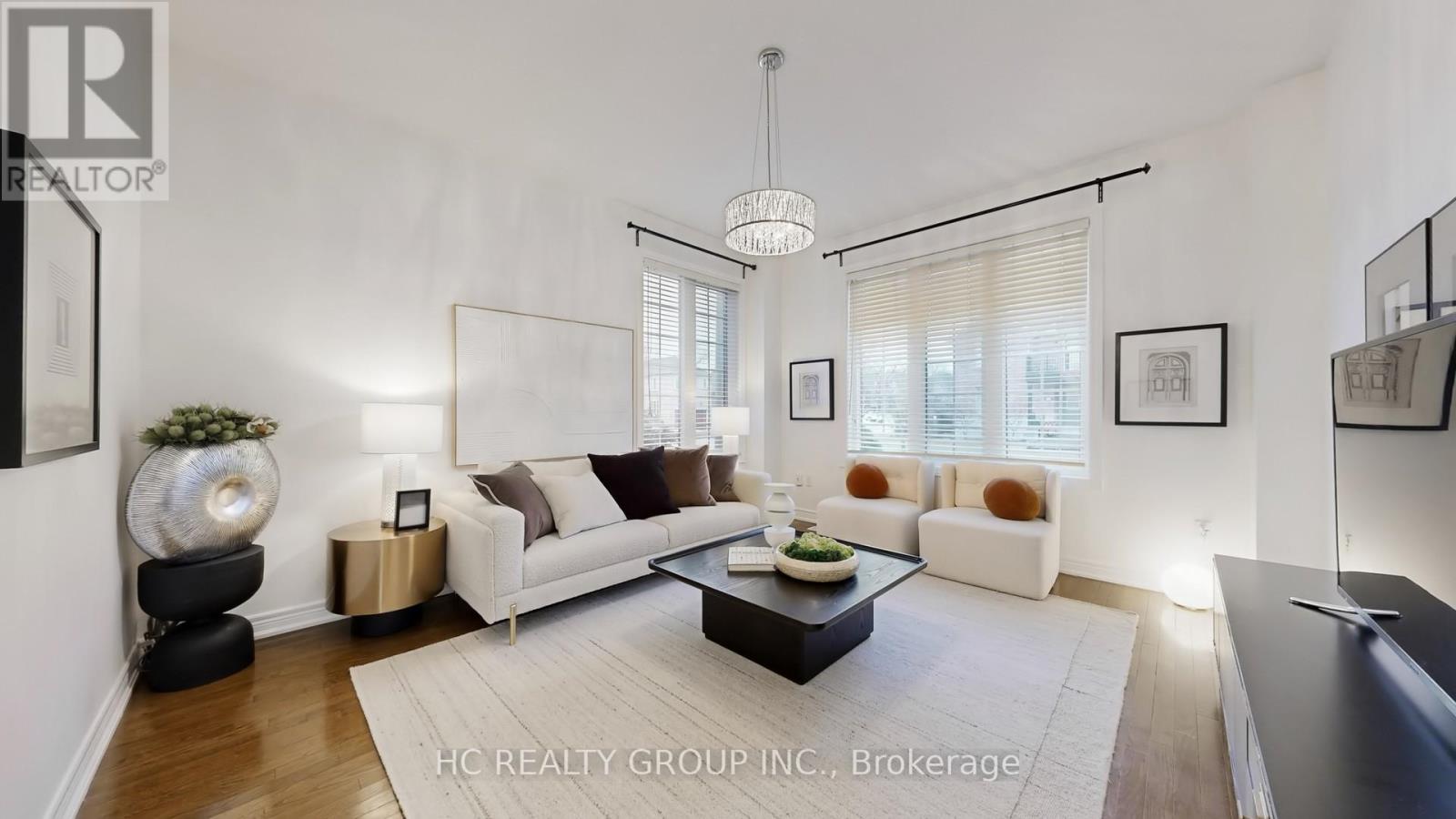 114 Timber Valley Avenue, Richmond Hill, Ontario  L4E 4Z9 - Photo 10 - N12911396