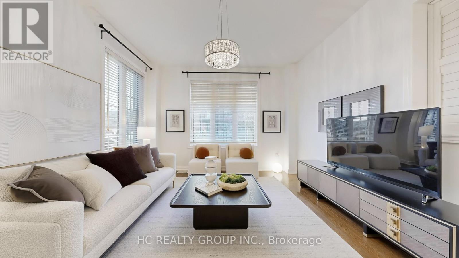 114 Timber Valley Avenue, Richmond Hill, Ontario  L4E 4Z9 - Photo 11 - N12911396