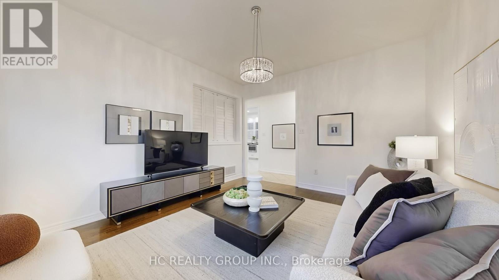 114 Timber Valley Avenue, Richmond Hill, Ontario  L4E 4Z9 - Photo 13 - N12911396