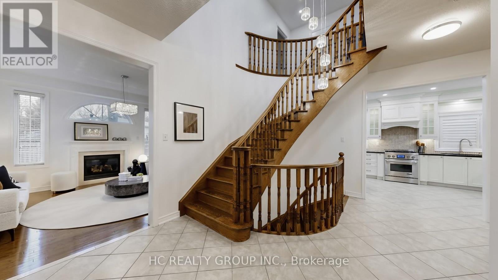 114 Timber Valley Avenue, Richmond Hill, Ontario  L4E 4Z9 - Photo 18 - N12911396