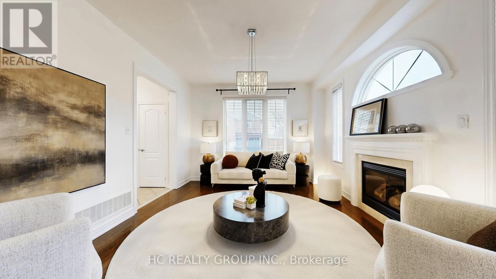 114 Timber Valley Avenue, Richmond Hill, Ontario  L4E 4Z9 - Photo 4 - N12911396