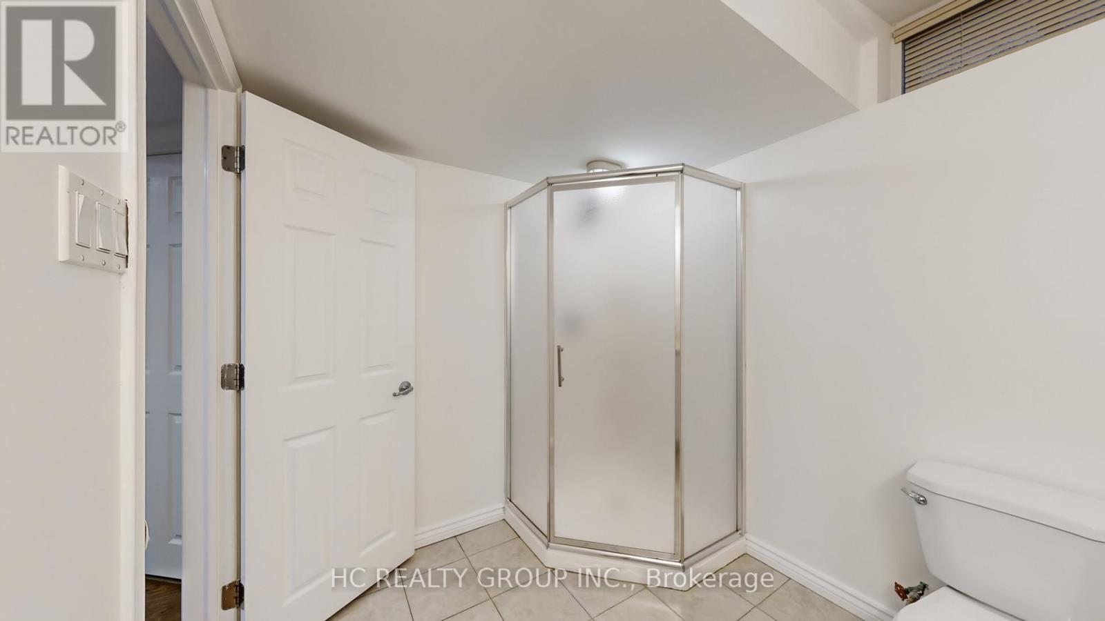 114 Timber Valley Avenue, Richmond Hill, Ontario  L4E 4Z9 - Photo 44 - N12911396