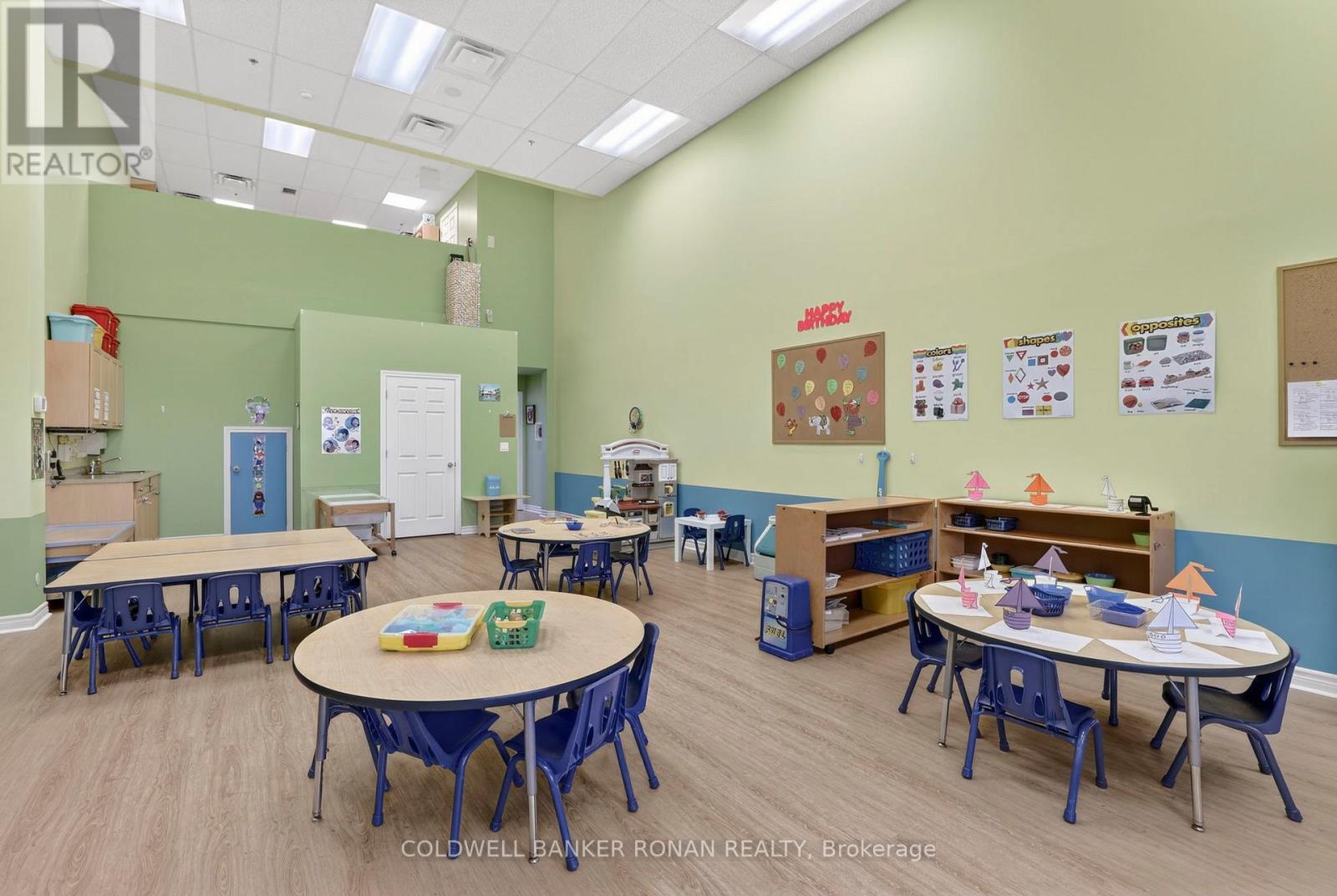 16945 Leslie Street, Newmarket (Newmarket Industrial Park), Ontario  L3Y 9A2 - Photo 11 - N12911538