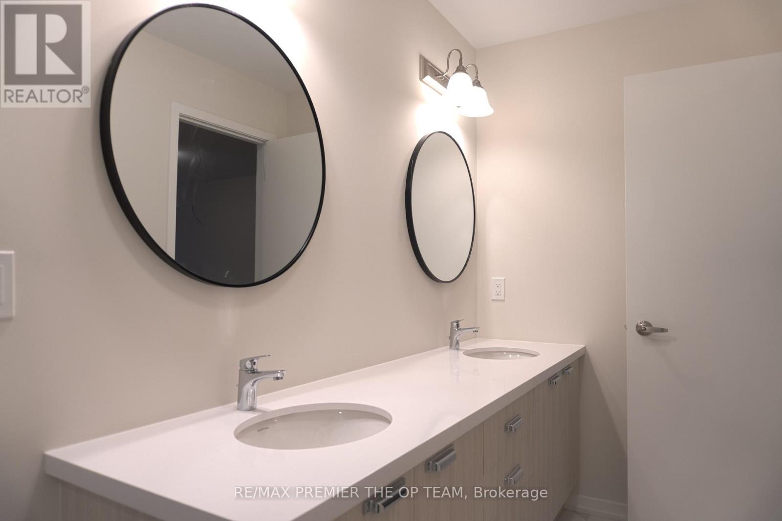 12 Pierre Berton Boulevard, Vaughan (Kleinburg), Ontario  L4H 4V2 - Photo 18 - N12911592