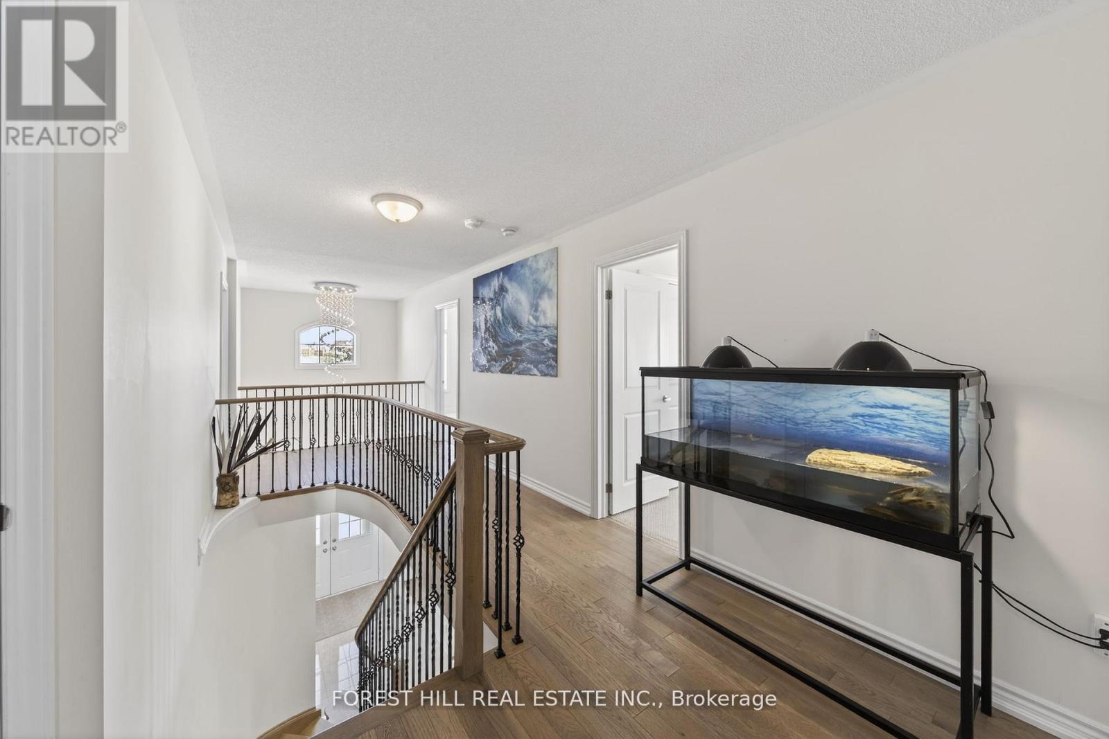 37 Rugman Crescent, Springwater, Ontario  L9X 2A2 - Photo 17 - S12911370