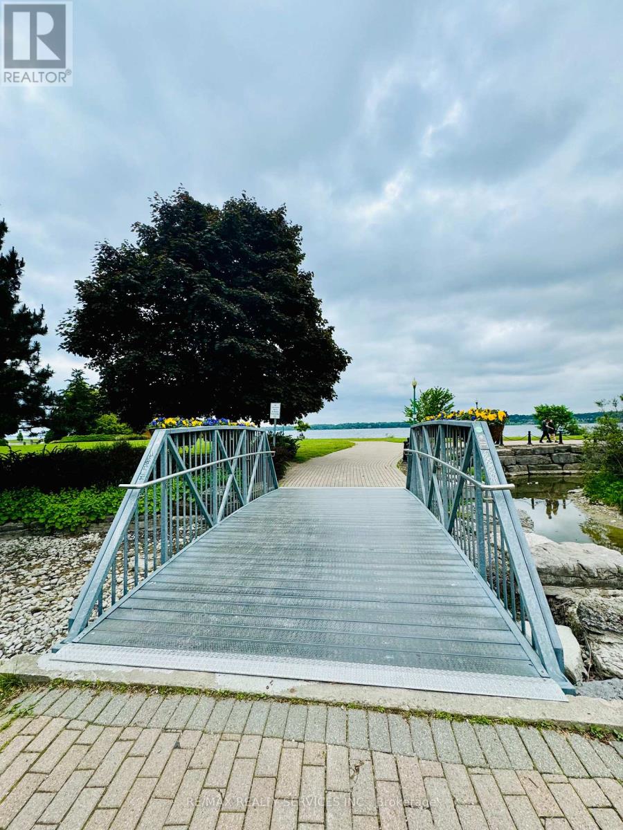 73 Drury Lane, Barrie (Wellington), Ontario  L4M 3C9 - Photo 29 - S12911560