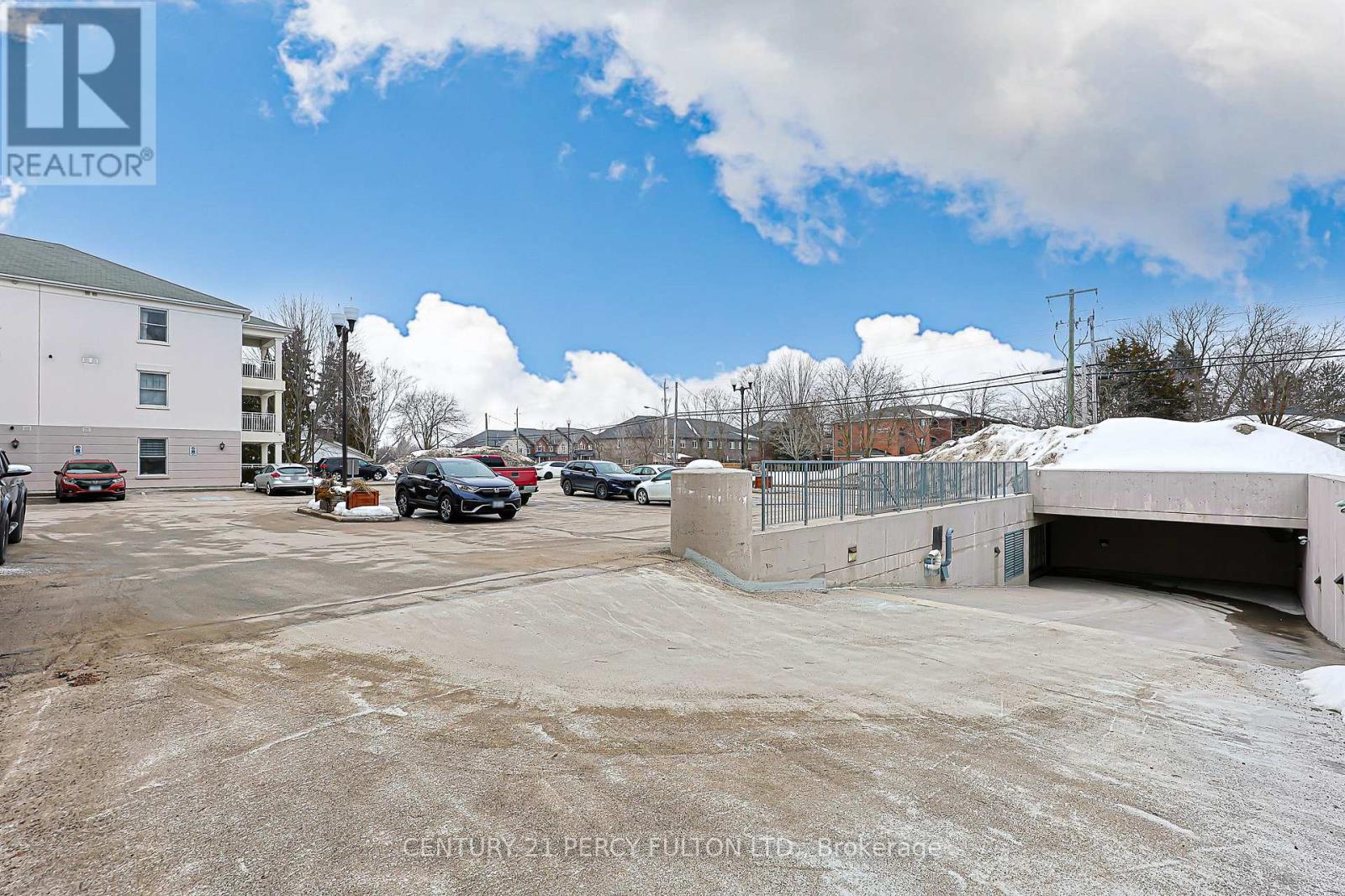 211 - 220 Main Street N, Uxbridge, Ontario  L9P 0B6 - Photo 3 - N12858524