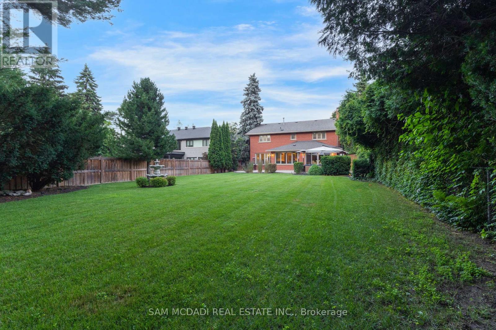 807 Indian Road, Mississauga, Ontario  L5H 1R4 - Photo 48 - W12911382