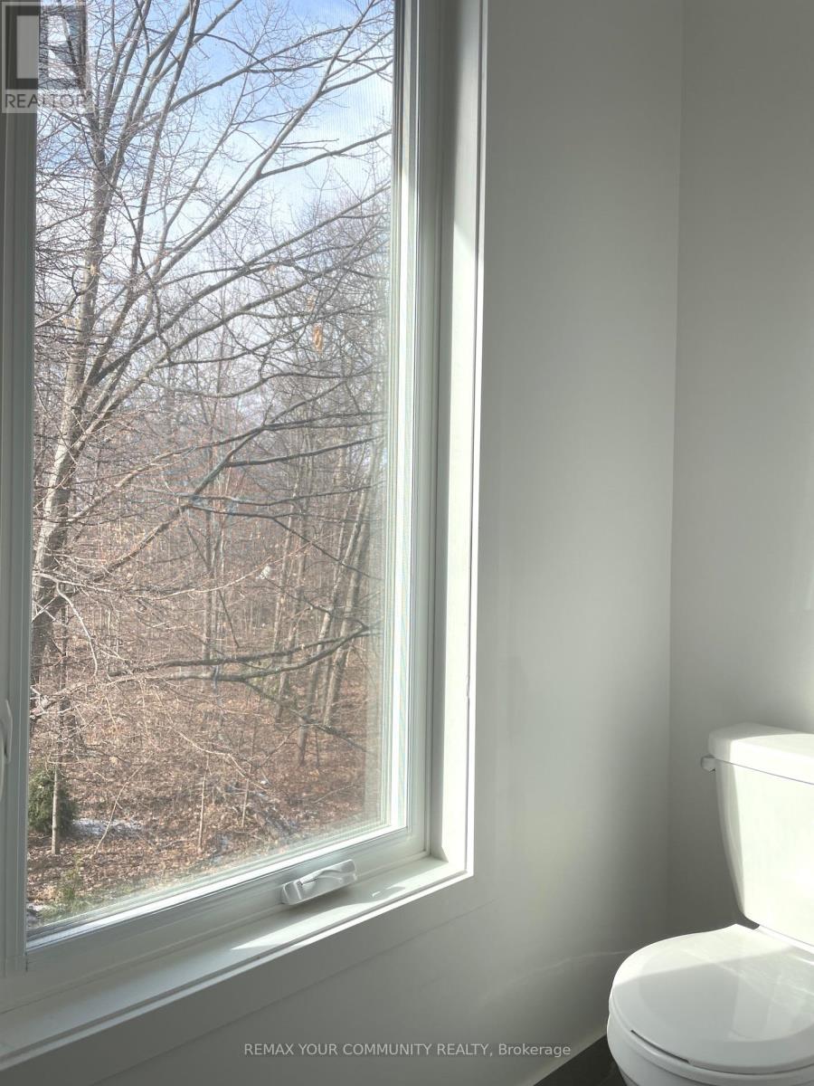 6 - 3488 Widdicombe Way, Mississauga, Ontario  L5L 0B8 - Photo 7 - W12911384