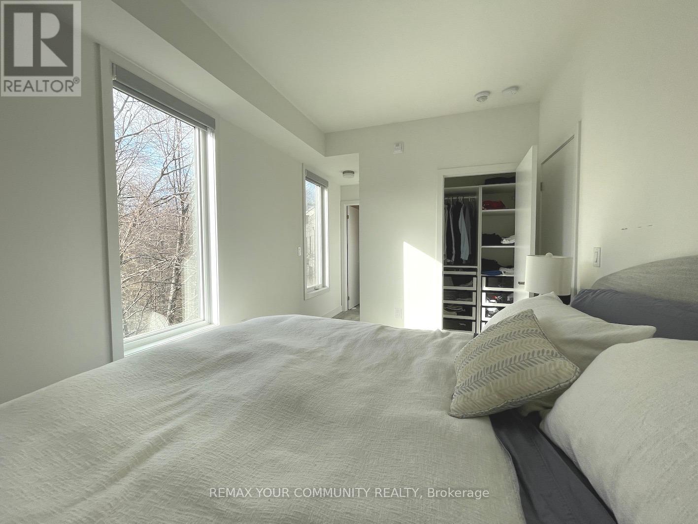 6 - 3488 Widdicombe Way, Mississauga, Ontario  L5L 0B8 - Photo 9 - W12911384