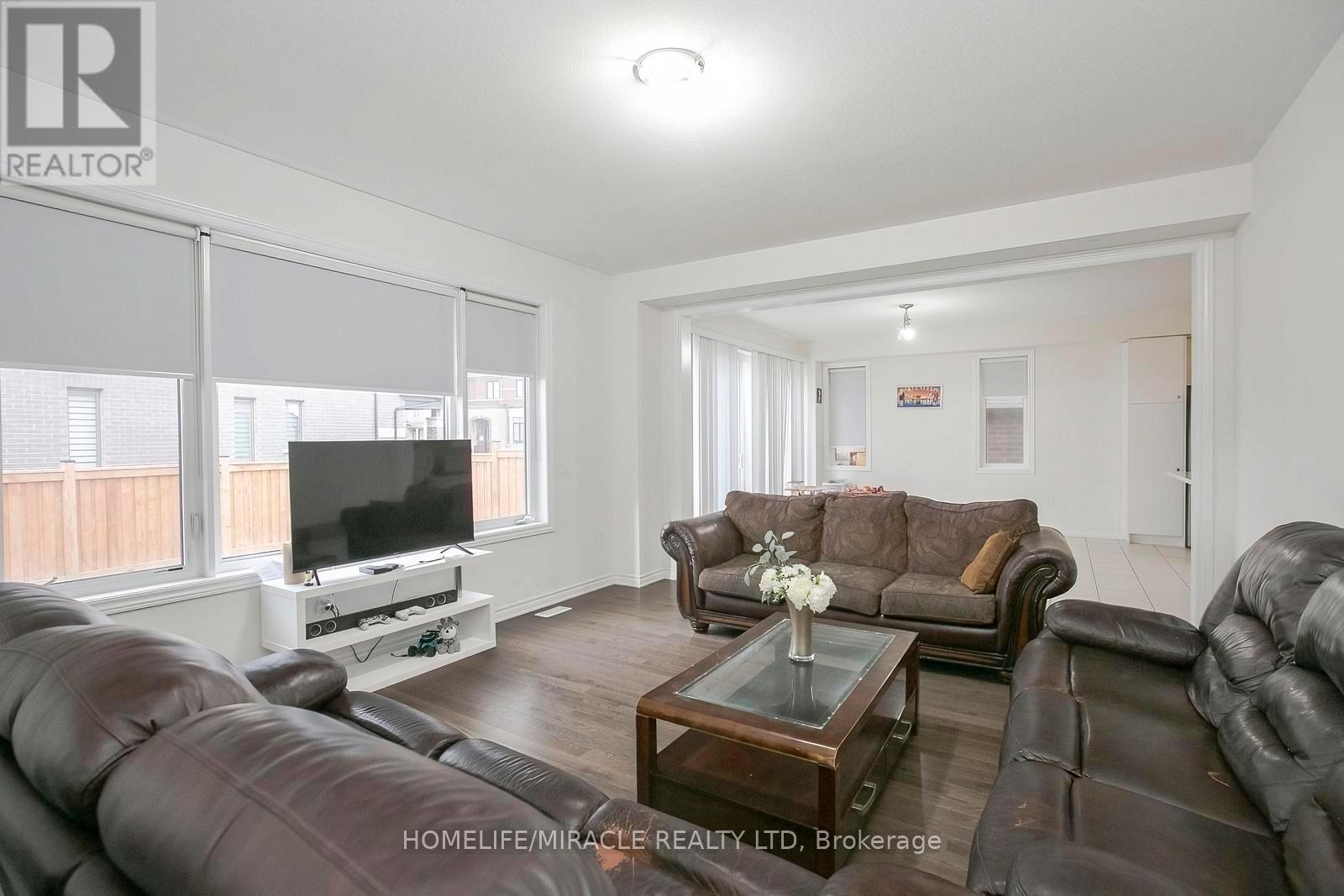 22 Madawaska Road, Caledon, Ontario  L7C 4J5 - Photo 15 - W12911388