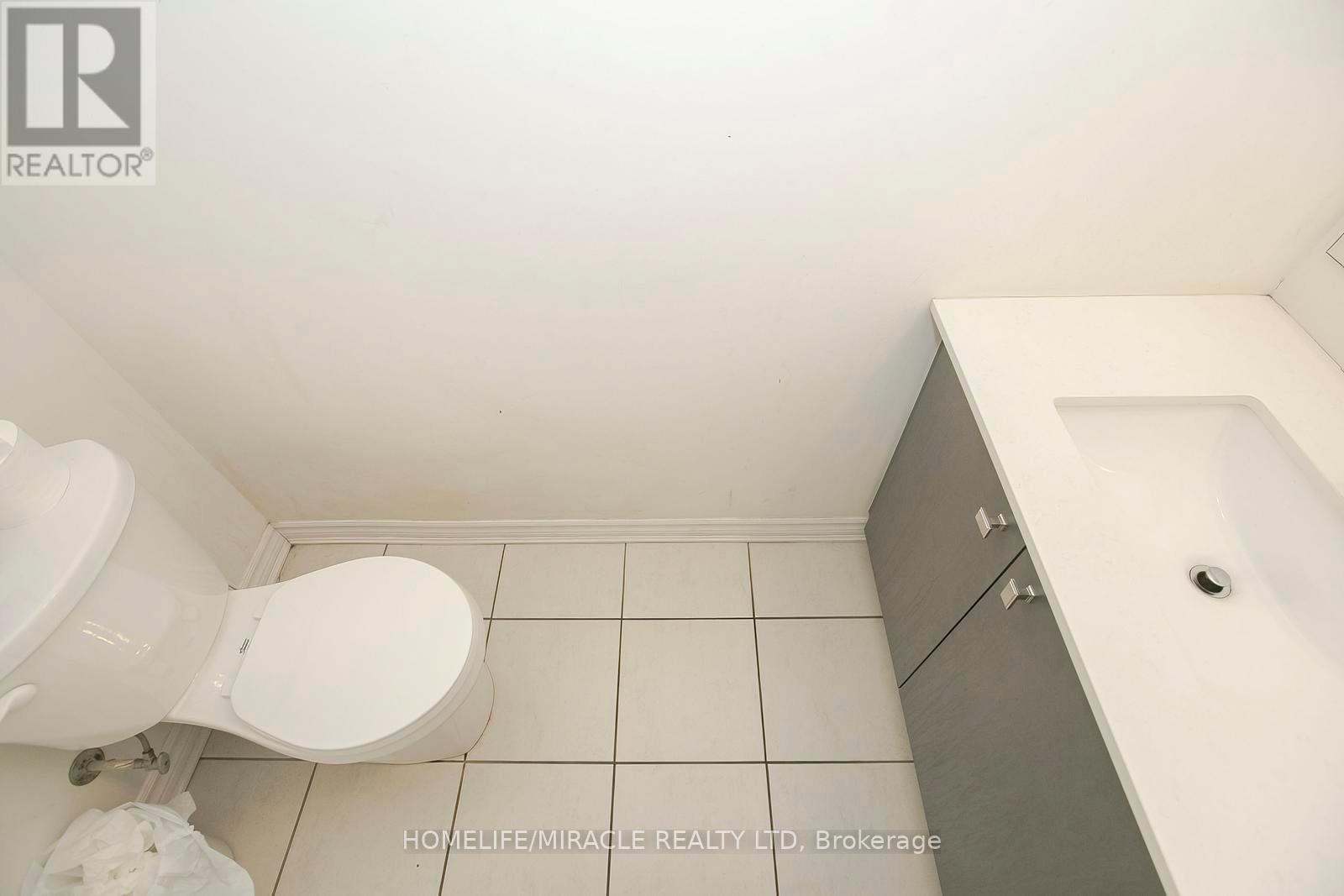 22 Madawaska Road, Caledon, Ontario  L7C 4J5 - Photo 17 - W12911388