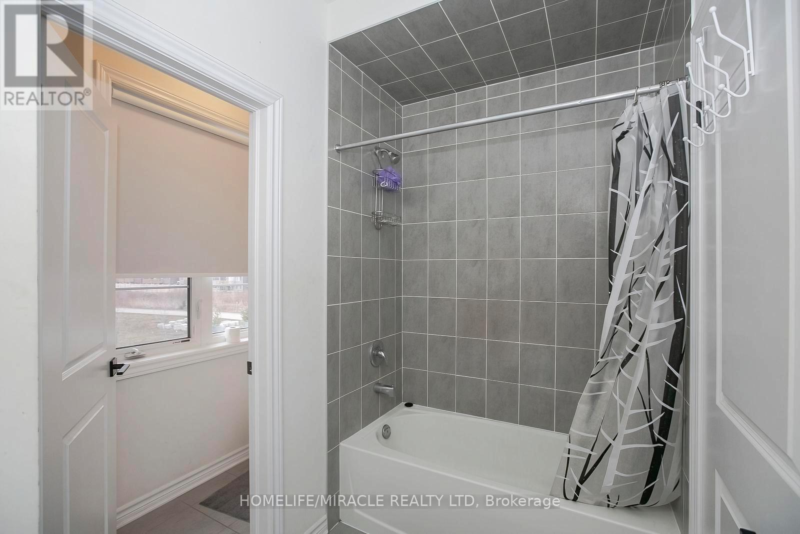 22 Madawaska Road, Caledon, Ontario  L7C 4J5 - Photo 29 - W12911388