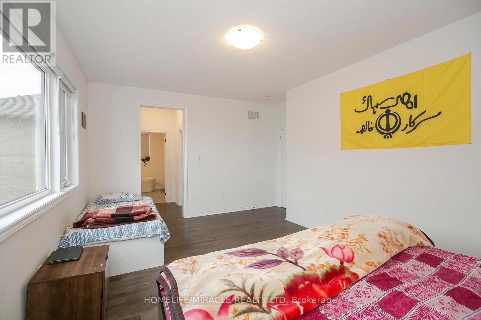 22 Madawaska Road, Caledon, Ontario  L7C 4J5 - Photo 39 - W12911388