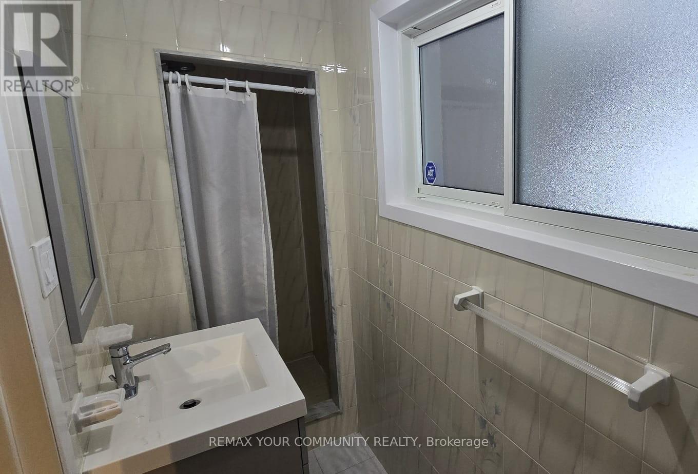 Bsmt - 108 Rowntree Mill Road, Toronto (Humber Summit), Ontario  M9L 1C6 - Photo 12 - W12911390