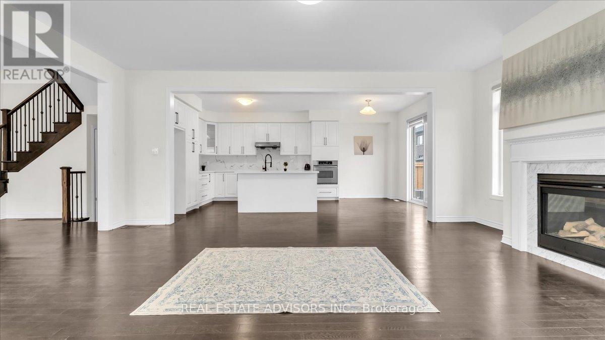 2 Tweedhill Avenue, Caledon, Ontario  L7C 4K5 - Photo 10 - W12911438