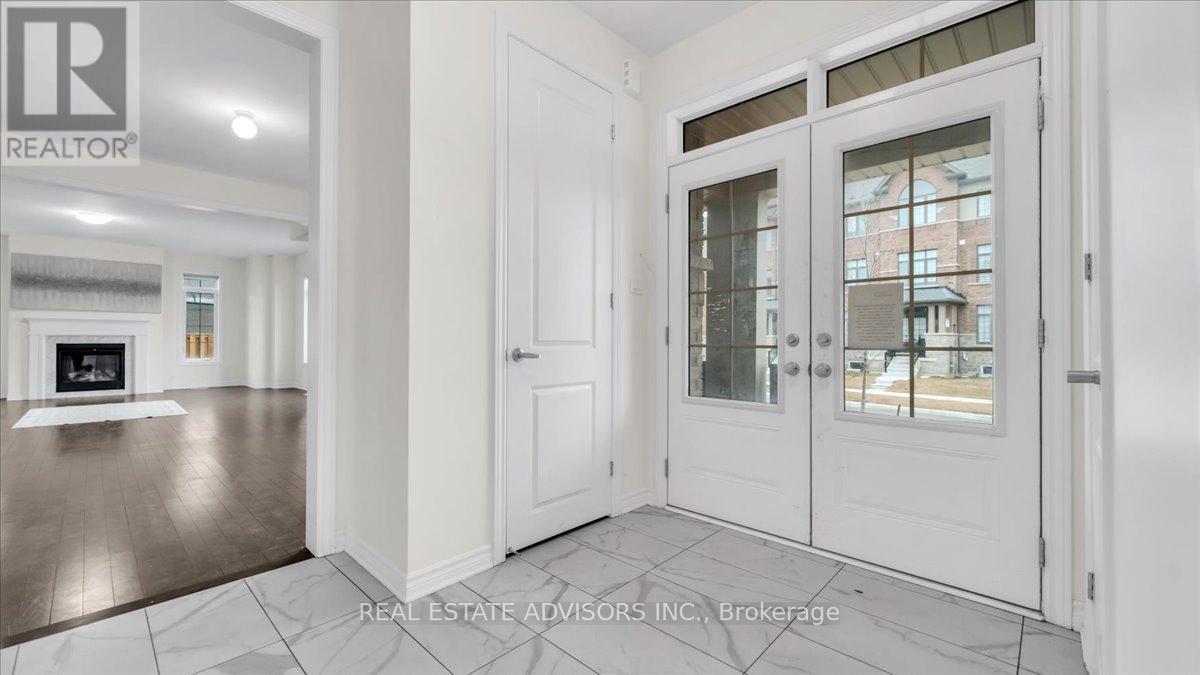 2 Tweedhill Avenue, Caledon, Ontario  L7C 4K5 - Photo 2 - W12911438