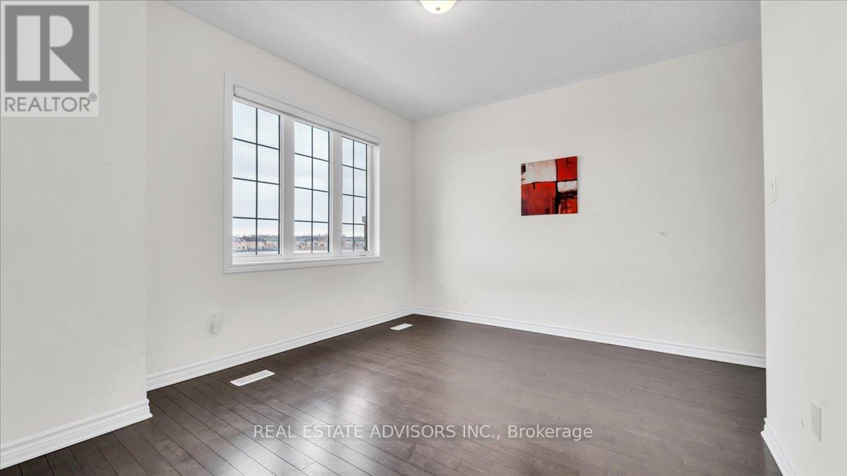 2 Tweedhill Avenue, Caledon, Ontario  L7C 4K5 - Photo 31 - W12911438