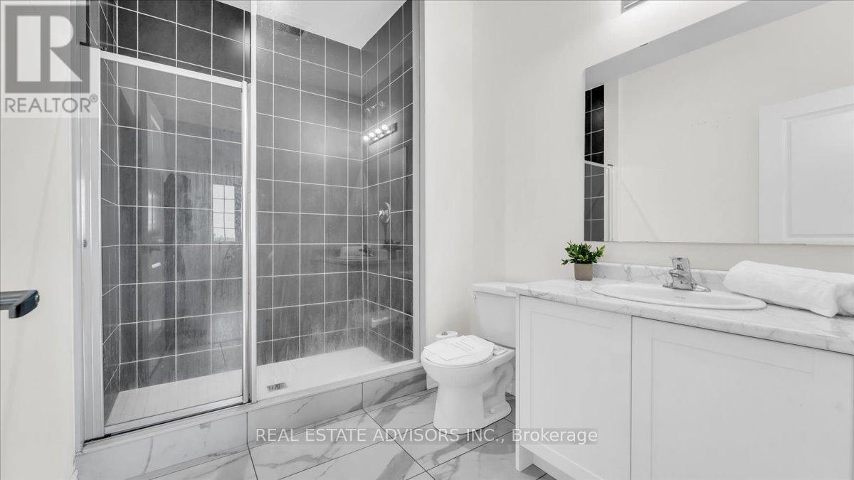 2 Tweedhill Avenue, Caledon, Ontario  L7C 4K5 - Photo 32 - W12911438