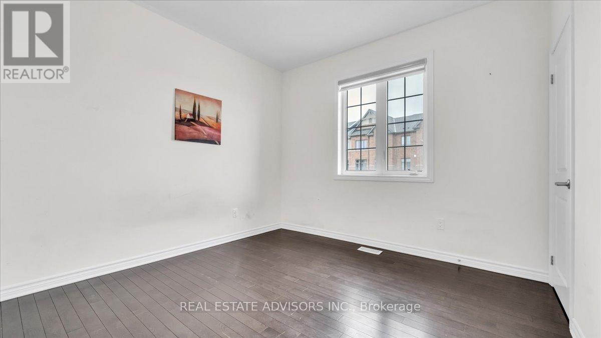 2 Tweedhill Avenue, Caledon, Ontario  L7C 4K5 - Photo 33 - W12911438