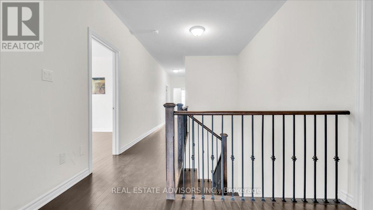 2 Tweedhill Avenue, Caledon, Ontario  L7C 4K5 - Photo 39 - W12911438