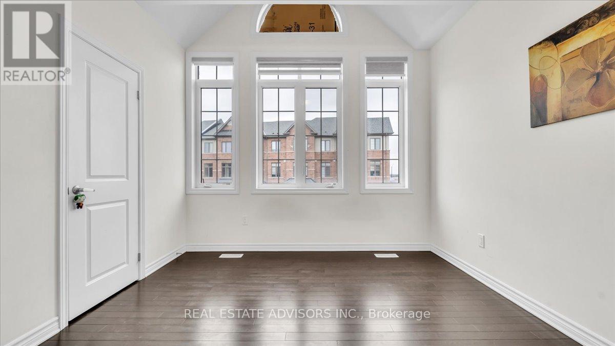 2 Tweedhill Avenue, Caledon, Ontario  L7C 4K5 - Photo 40 - W12911438