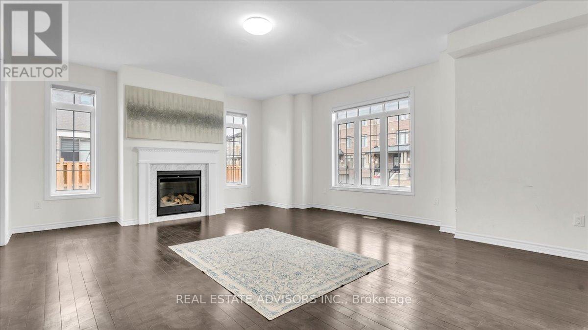 2 Tweedhill Avenue, Caledon, Ontario  L7C 4K5 - Photo 7 - W12911438