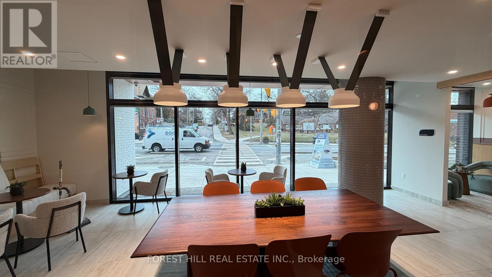 907 - 1660 Bloor Street, Toronto (High Park North), Ontario  M6P 1A8 - Photo 3 - W12911478