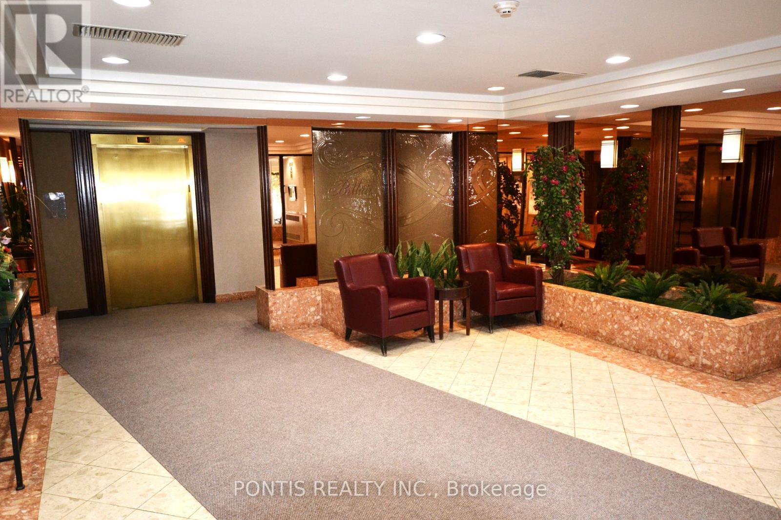 1008 - 24 Hanover Road, Brampton (Queen Street Corridor), Ontario  L6S 5K8 - Photo 7 - W12911480