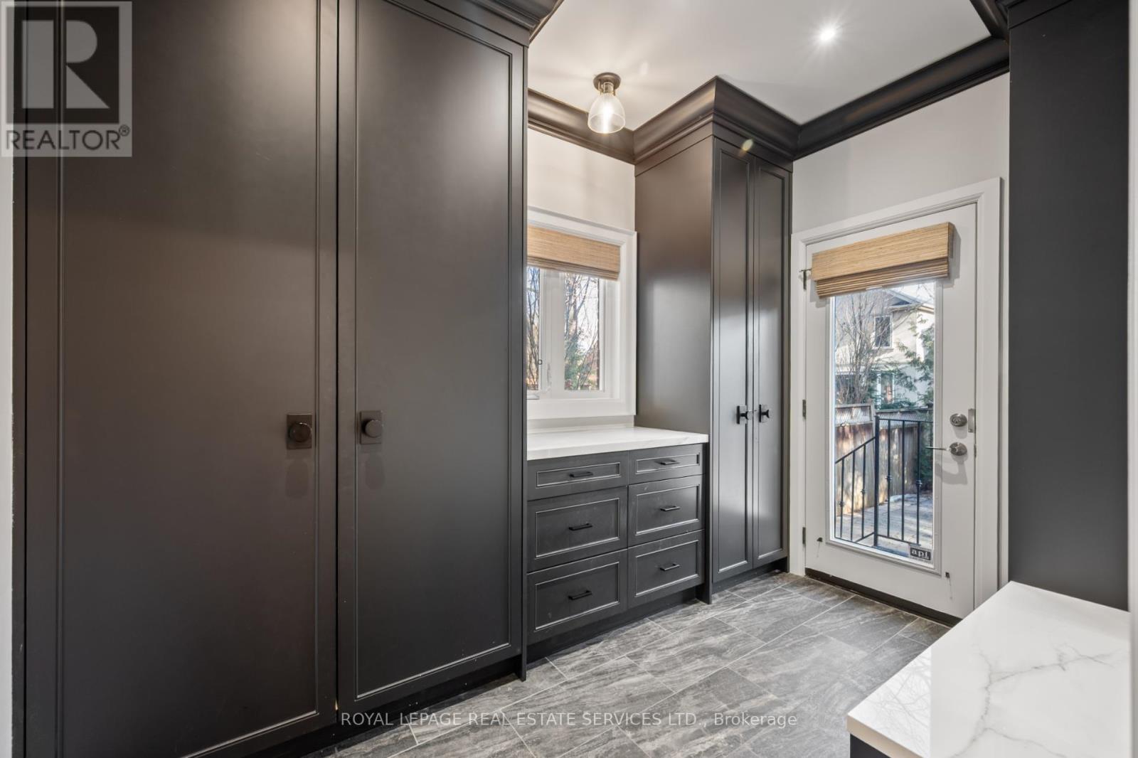 132 Strath Avenue, Toronto (Kingsway South), Ontario  M8X 1R5 - Photo 16 - W12911550