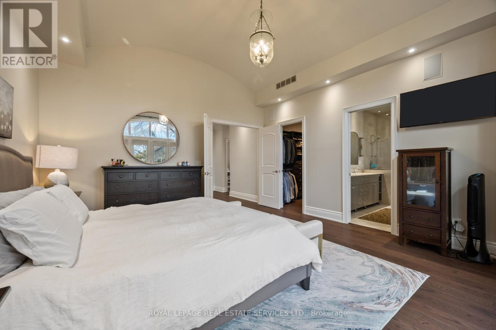 132 Strath Avenue, Toronto (Kingsway South), Ontario  M8X 1R5 - Photo 22 - W12911550