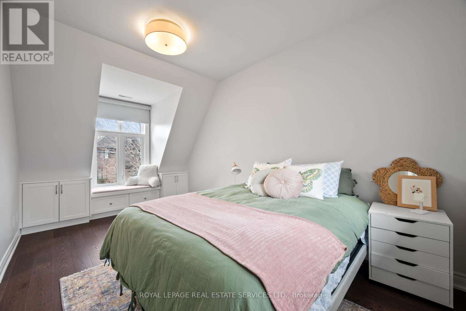 132 Strath Avenue, Toronto (Kingsway South), Ontario  M8X 1R5 - Photo 31 - W12911550