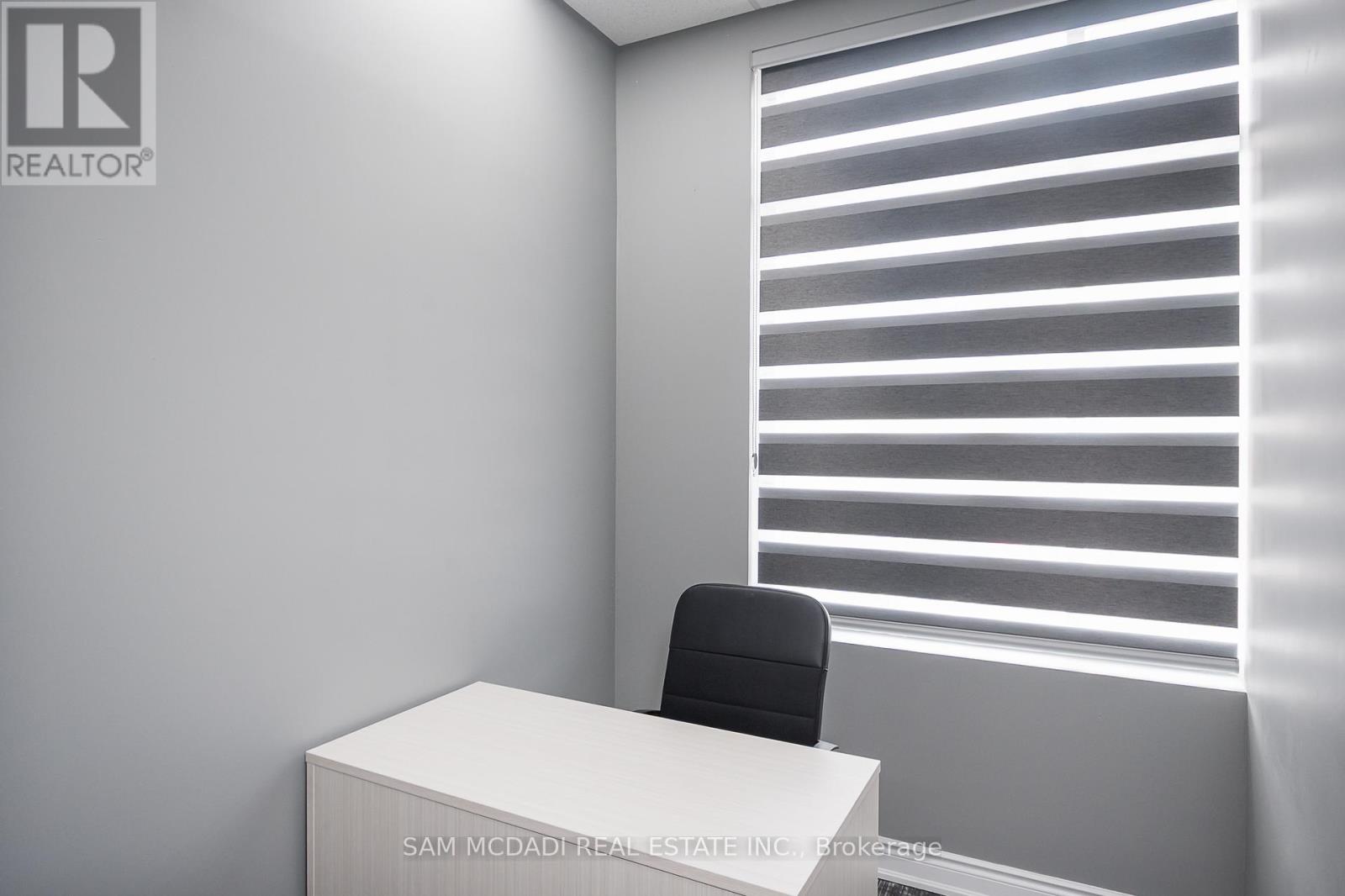 204 - 3465 Platinum Drive, Mississauga, Ontario  L5M 2S1 - Photo 10 - W12911578