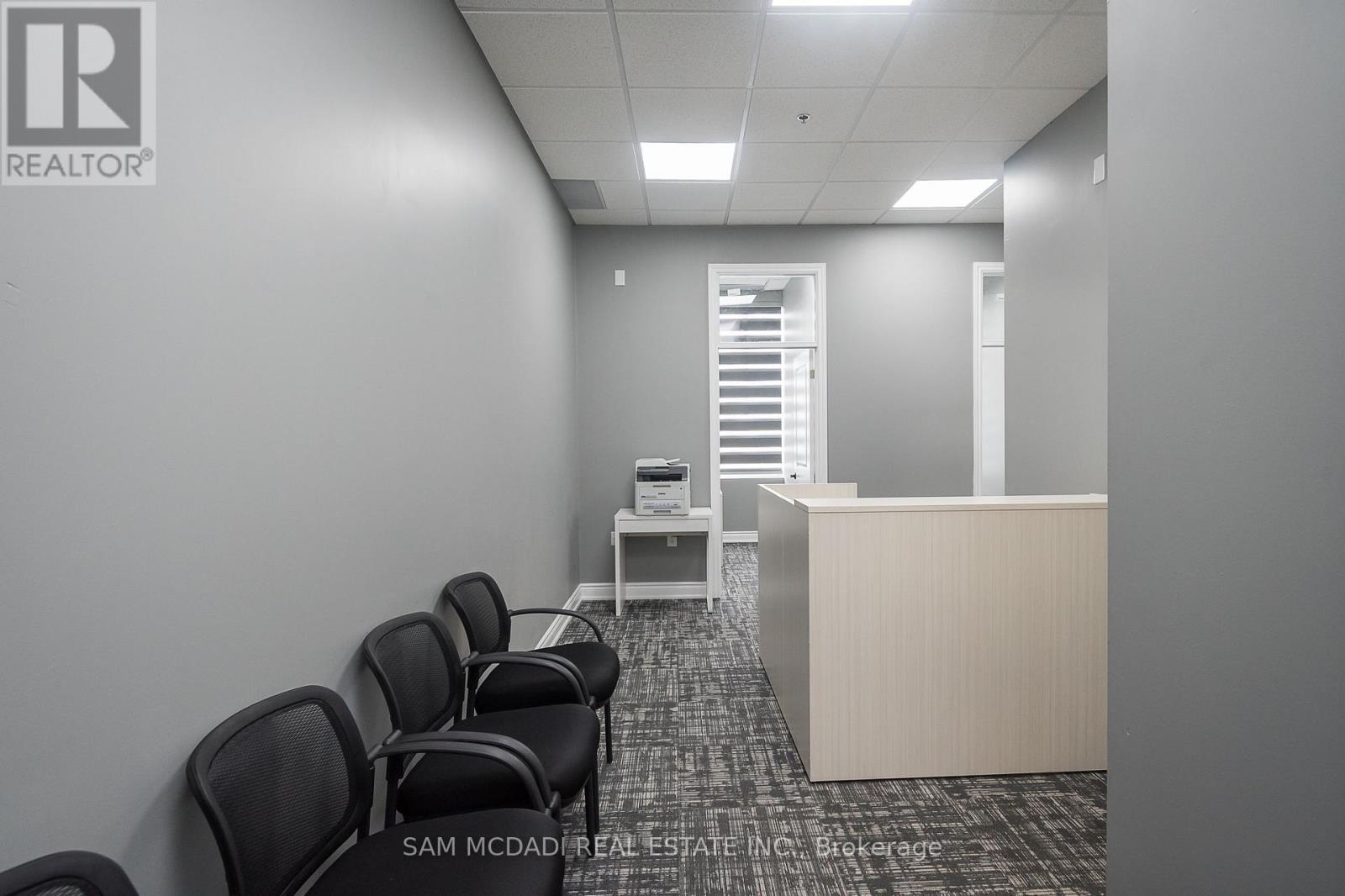 204 - 3465 Platinum Drive, Mississauga, Ontario  L5M 2S1 - Photo 2 - W12911578