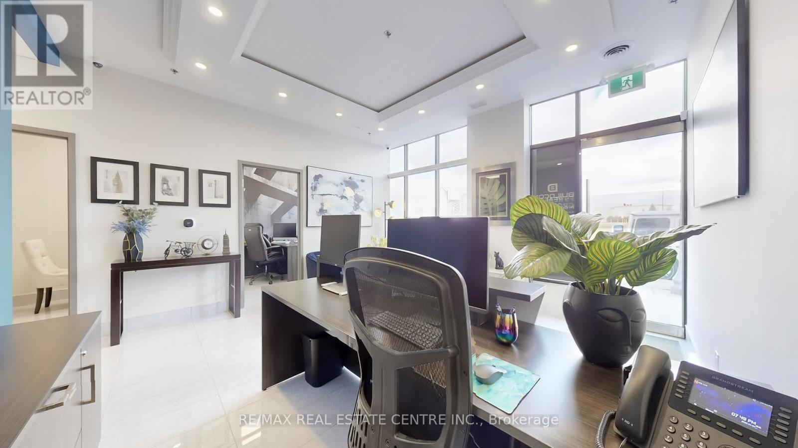 4 - 150 Oak Park Boulevard, Oakville (Ro River Oaks), Ontario  L6H 0E7 - Photo 12 - W12911582