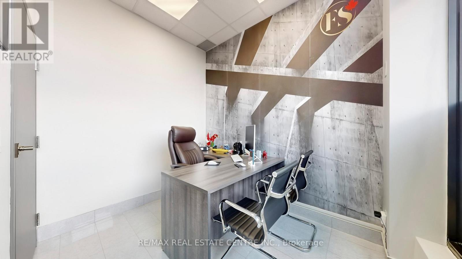 4 - 150 Oak Park Boulevard, Oakville (Ro River Oaks), Ontario  L6H 0E7 - Photo 17 - W12911582