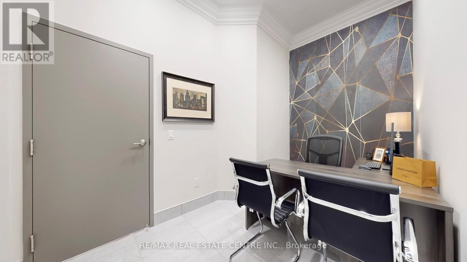 4 - 150 Oak Park Boulevard, Oakville (Ro River Oaks), Ontario  L6H 0E7 - Photo 20 - W12911582